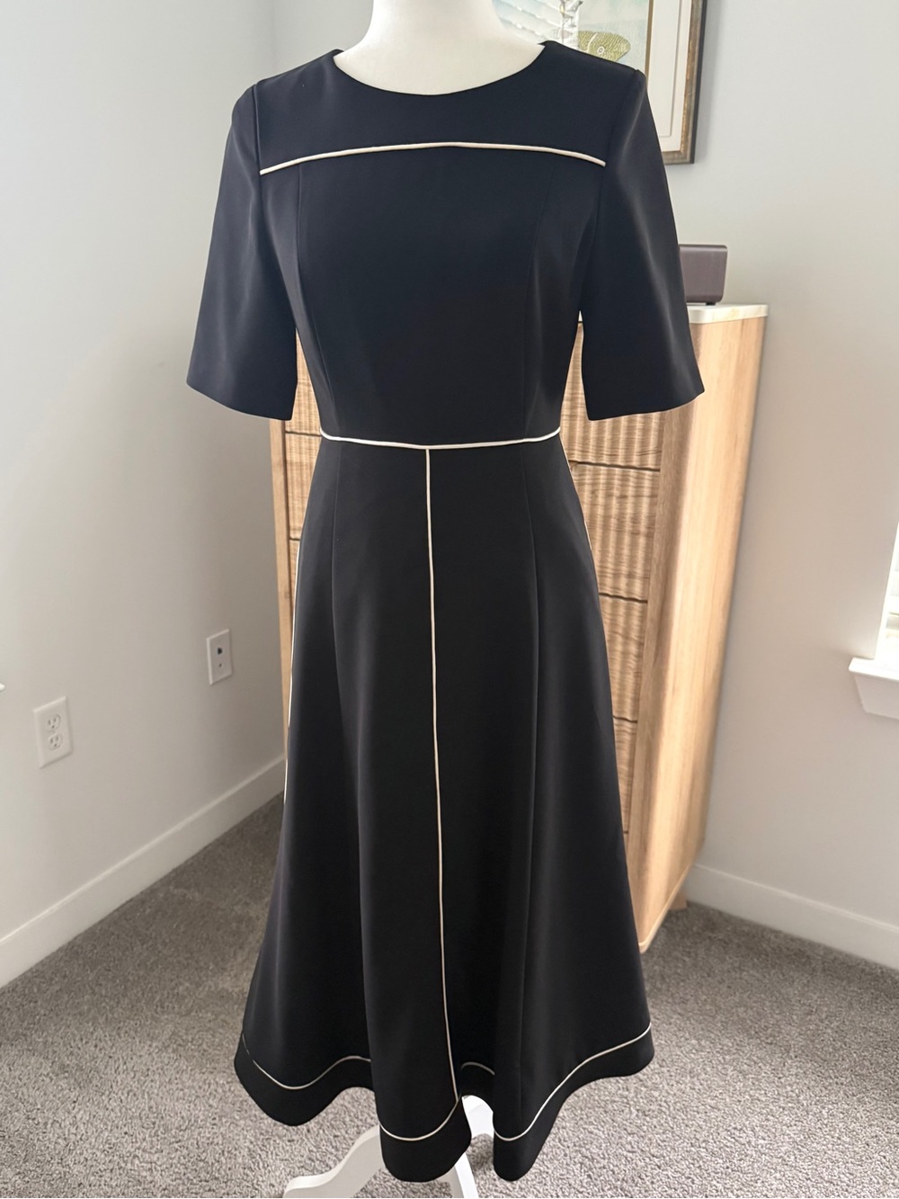 LK Bennett London Indina midi black w/ white piping S-4 - Picture 2 of 7